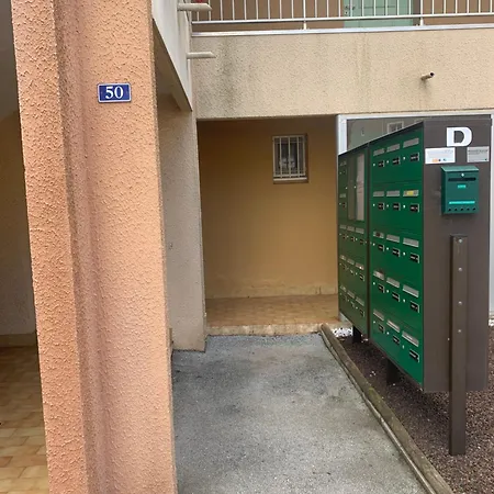 T2 En Rez De Jardin Avec Piscine 公寓